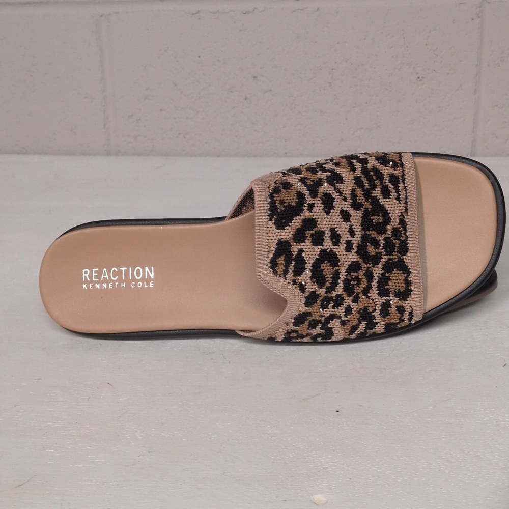 Kenneth Cole Reaction Women's Warmth Slide Flat Leopard Knit Sandal Size 9 NWOT - Picture 4 of 7